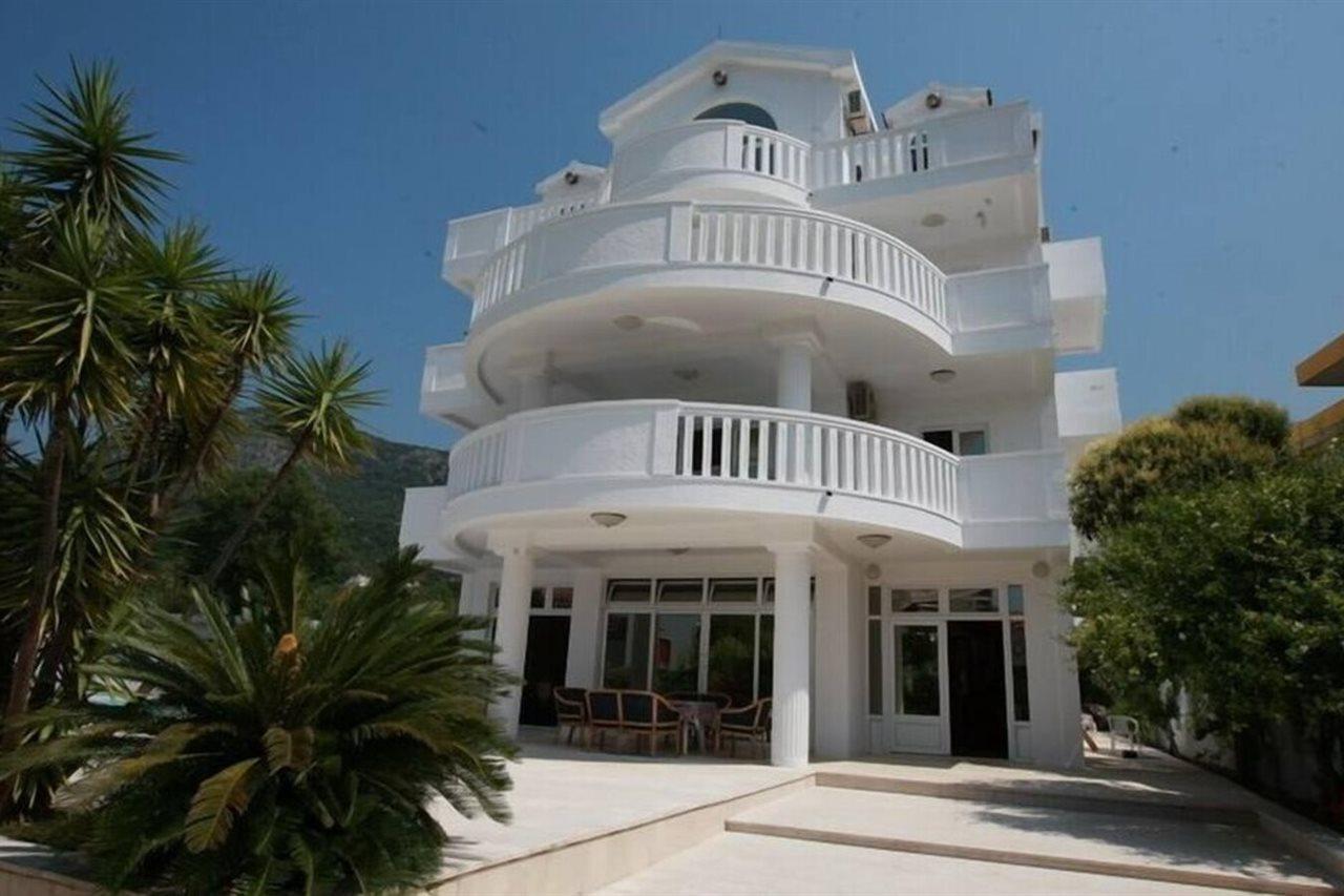 Hotel Jovana 3*